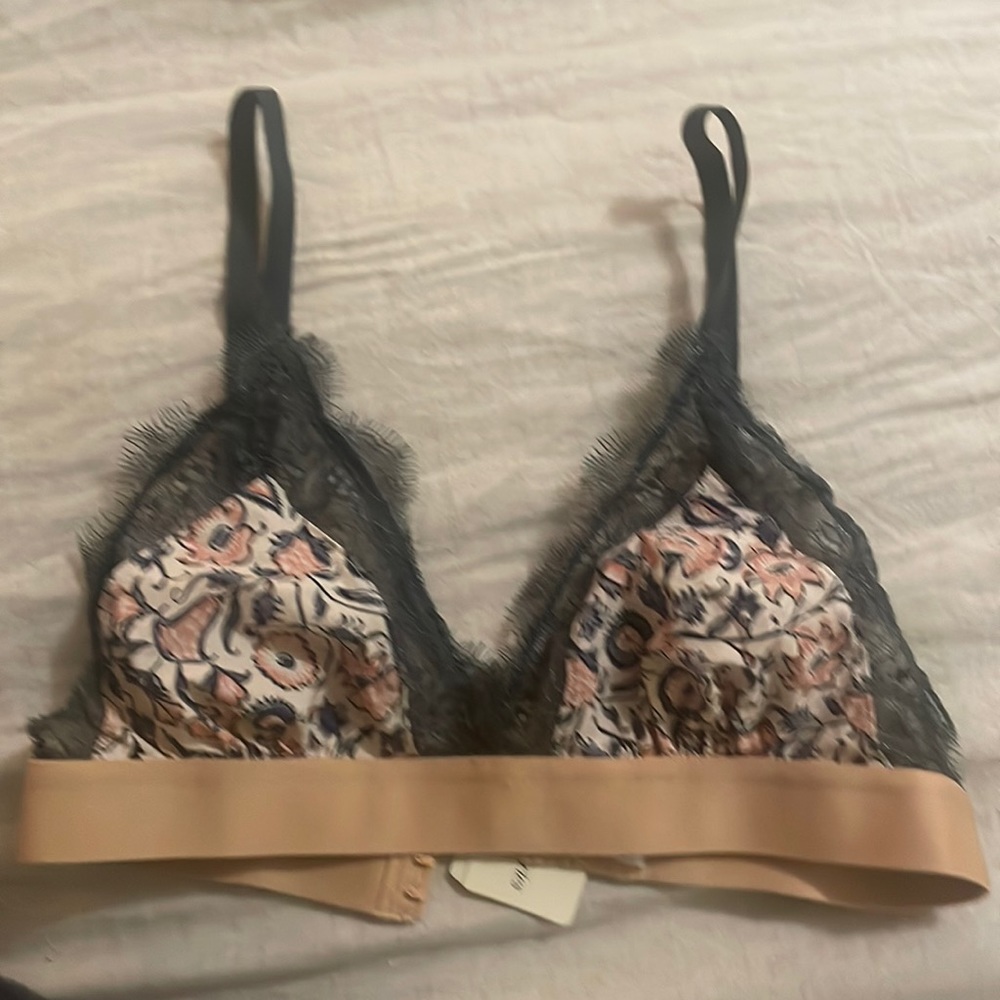 bnwt floral and lace bralette